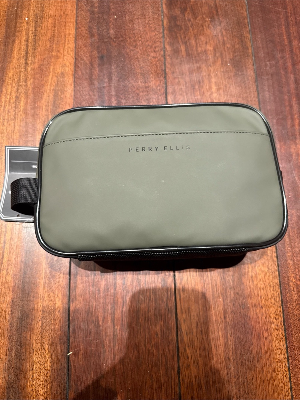 Perry Ellis Men's Green Toiletry Travel Shave Kit Case Bag New $49.50